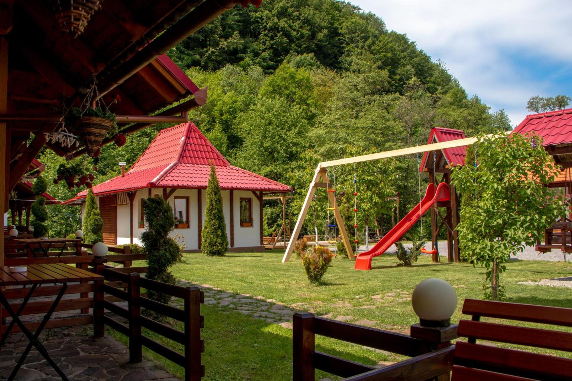 Patakmenti Panzió Spa Corund  Exterior foto