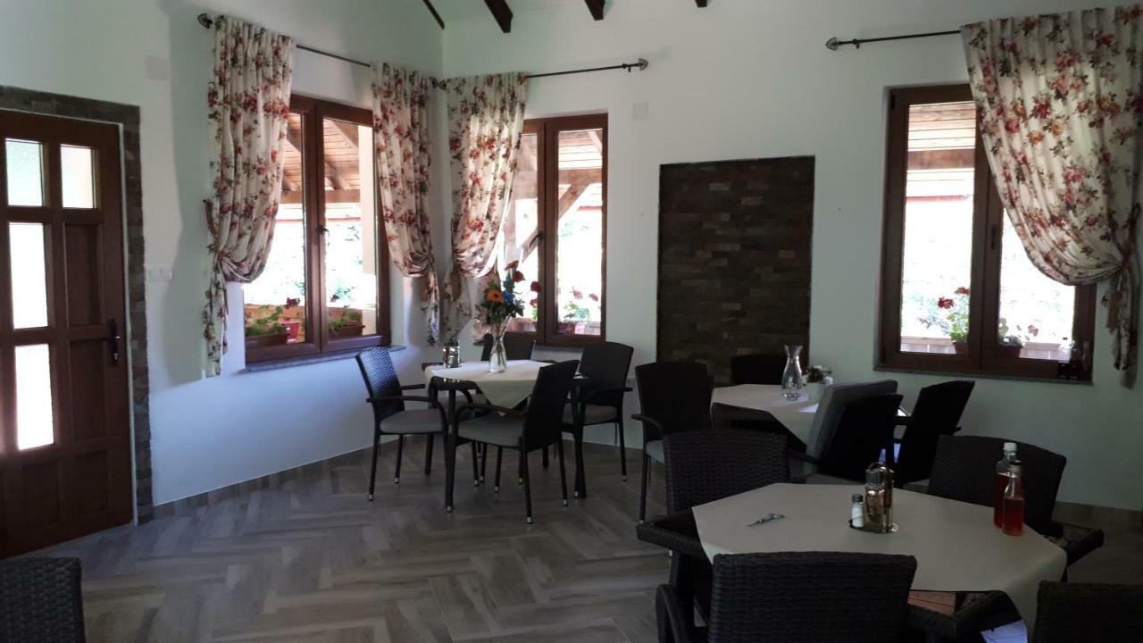 Patakmenti Panzió Spa Corund  Exterior foto
